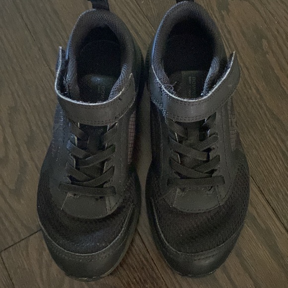 Nike Downshifter 11 Velcro Running Shoes - Picture 2 of 6